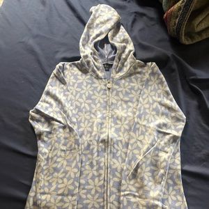 Néve Designs hooded sweater